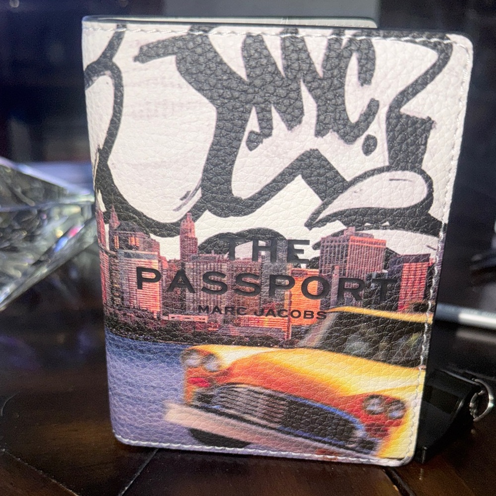 Marc Jacobs NYC Graffiti Passport Holder LIMITED EDITION